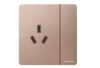 KG059带开关三级插座